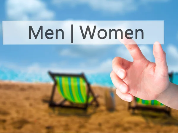 Kobiety mężczyźni - ręcznie, naciskając przycisk na pojęcie nieostre tło — Zdjęcie stockowe