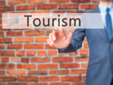 İş yaratma - dokunmatik ekran butonuna işadamı el basarak