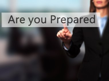 İş yaratma - dokunmatik ekran butonuna işadamı el basarak