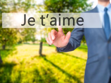 İş yaratma - dokunmatik ekran butonuna işadamı el basarak 