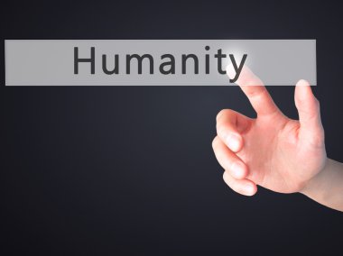 İş yaratma - dokunmatik ekran butonuna işadamı el basarak 