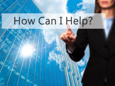 Ücretsiz teklif - dokunmatik ekran butonuna işadamı el basarak