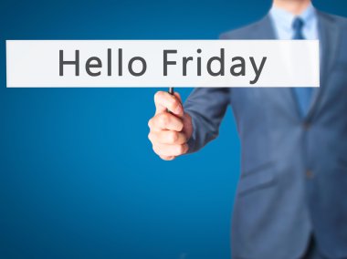 Ücretsiz teklif - dokunmatik ekran butonuna işadamı el basarak