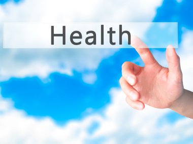 Ücretsiz teklif - dokunmatik ekran butonuna işadamı el basarak