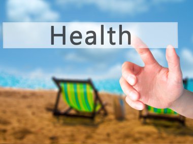 Ücretsiz teklif - dokunmatik ekran butonuna işadamı el basarak