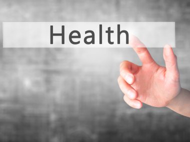 Ücretsiz teklif - dokunmatik ekran butonuna işadamı el basarak