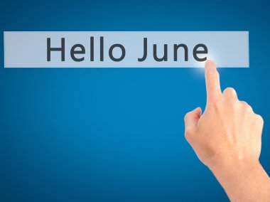 Ücretsiz teklif - dokunmatik ekran butonuna işadamı el basarak