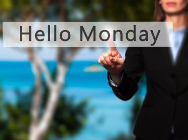 Ücretsiz teklif - dokunmatik ekran butonuna işadamı el basarak