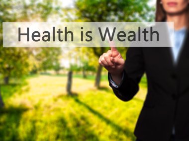 Ücretsiz teklif - dokunmatik ekran butonuna işadamı el basarak