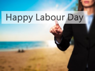 Ücretsiz teklif - dokunmatik ekran butonuna işadamı el basarak