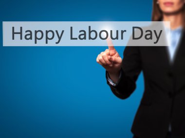 Ücretsiz teklif - dokunmatik ekran butonuna işadamı el basarak