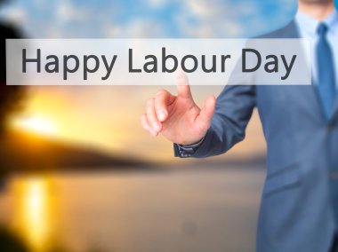 Ücretsiz teklif - dokunmatik ekran butonuna işadamı el basarak