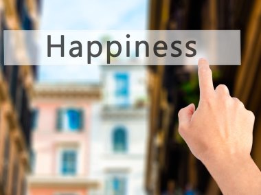 Ücretsiz teklif - dokunmatik ekran butonuna işadamı el basarak