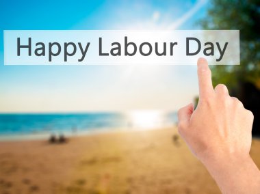 Ücretsiz teklif - dokunmatik ekran butonuna işadamı el basarak