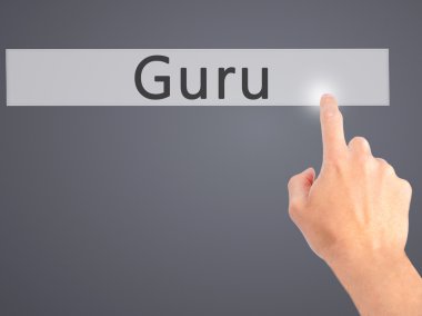 Ücretsiz teklif - dokunmatik ekran butonuna işadamı el basarak