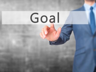 Ücretsiz teklif - dokunmatik ekran butonuna işadamı el basarak