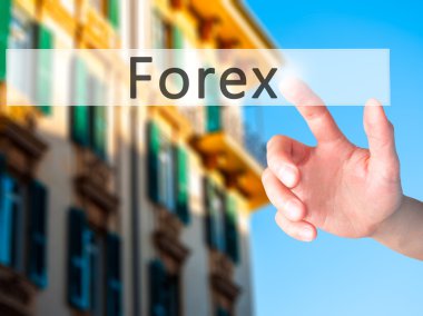 İş yaratma - dokunmatik ekran butonuna işadamı el basarak