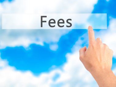 Ücretler - V'de bulanık arka plan konseptinde el tuşuna basarak