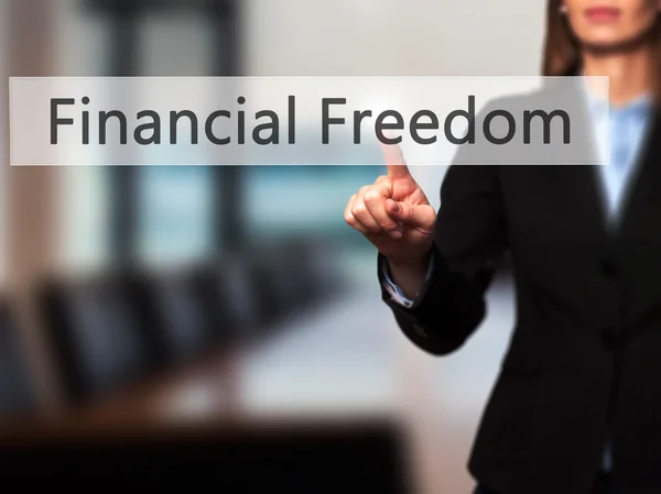 金融の自由 - タッチの実業家手押すとボタン — ストック写真
