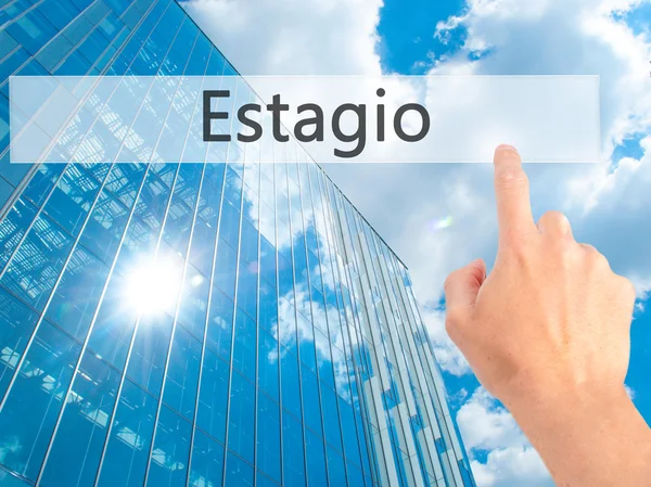 Estagio (Prácticas en Portugués) - Mano presionando un botón en b —  Fotos de Stock