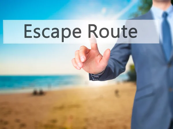 Ruta de escape - Empresario botón de mano en la pantalla táctil —  Fotos de Stock