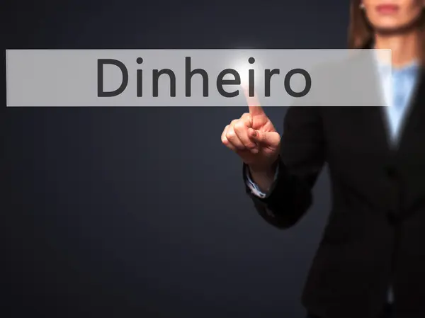 Dinheiro (pieniądze w języku portugalskim)-Business kobieta punkt palec na — Zdjęcie stockowe