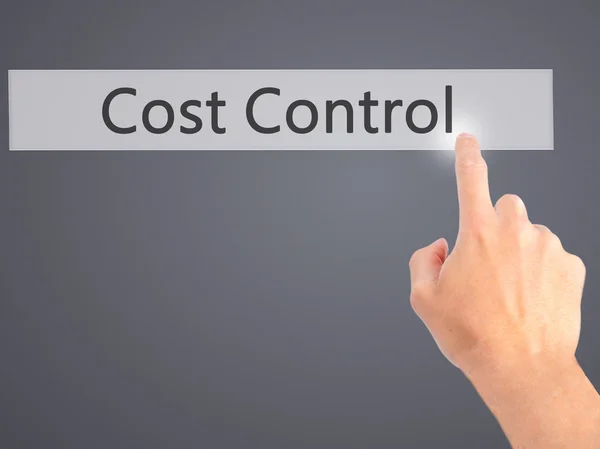 Kostenkontrolle - Knopfdruck auf verschwommenem Hintergrund — Stockfoto