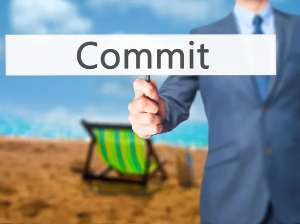 Commit - üzletember mutató jel — Stock Fotó