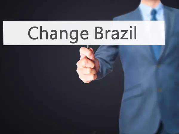 Change Brasil - Homem de negócios mostrando sinal — Fotografia de Stock