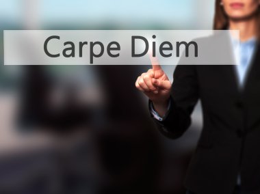 Carpe Diem - dokunmadan veya düğmeye işaret izole el