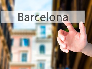 Barselona - El bulanık arka plan konsepti bir düğmeye basarak