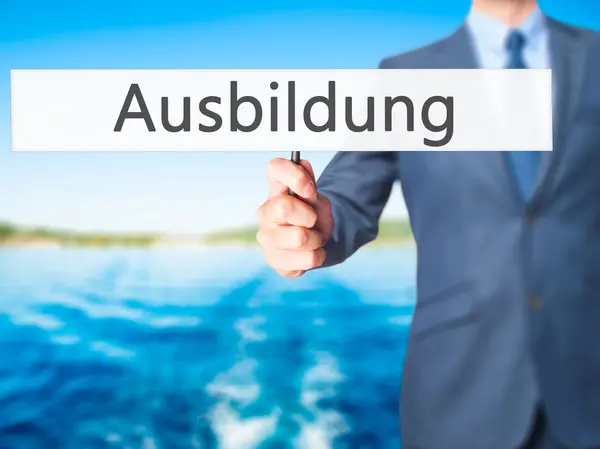 Ausbildung - Kaufmann zeigt Zeichen — Stockfoto