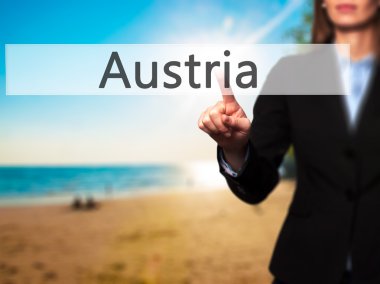 Avusturya - dokunmatik ekran int işkadını el basarak düğmesini