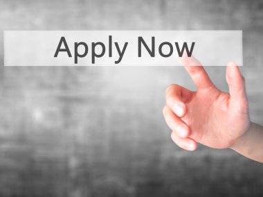 Şimdi - arka plan bulanık kavramı üzerinde bir düğmeye basarak el Uygula