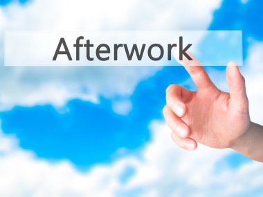 AfterWork - arka plan bulanık kavramı üzerinde bir düğmeye basarak el