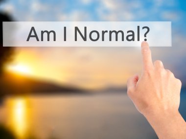 Normal miyim? -Arka plan bulanık con üzerinde bir düğmeye basarak hand