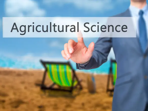 Scienze agrarie - Imprenditore stampa sullo schermo digitale . — Foto Stock