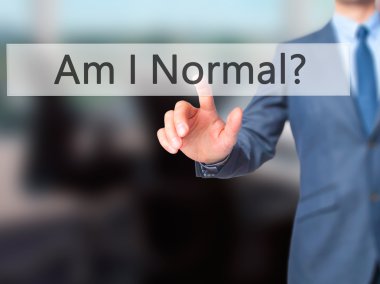 Normal miyim? -İş adamı basın dijital ekranda.