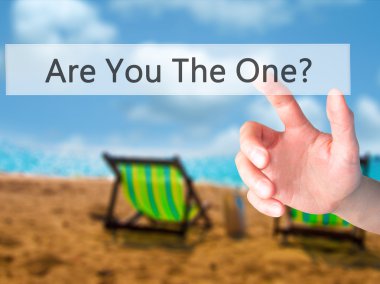 Sen misin? -Bulanık arka plan üzerinde bir düğmeye basarak hand