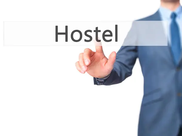 Hostel - Homme d'affaires cliquez sur l'écran tactile virtuel . — Photo