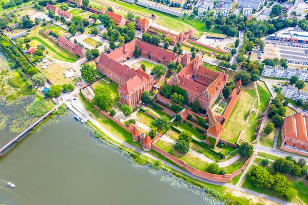 Polonya Daki Ortaçağ Malbork Marienburg Şatosu Nogat Nehri Ndeki Töton — Stok fotoğraf