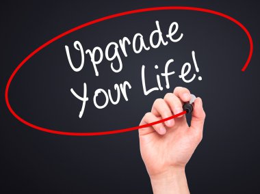 Adam el Upgrade Your Life yazma! siyah kalemi ile görsel olarak