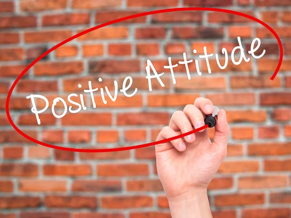 Man Hand writing Positive Attitude with black marker on visual s — Stock Photo, Image