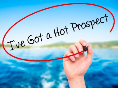 Adam el VI üzerinde siyah kalemi ile sıcak bir umudu var yazma