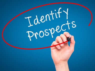 Adam el tanımlamak umutları ile siyah kalemi görsel üzerinde yazılı. 