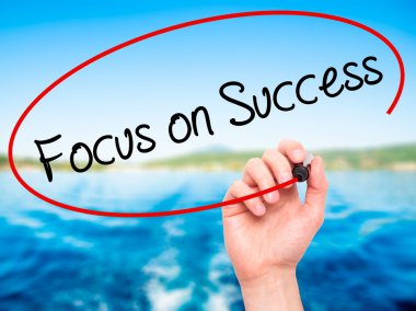 Adam el odak görsel sc doğum siyah kalemi ile başarı yazma