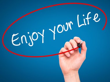 Adam el Enjoy senin hayat ile siyah kalemi görsel scr yazma