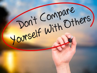 Adam el yok karşılaştırın kendini ile diğerleri siyah m ile yazma