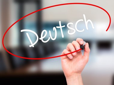 Adam el ile siyah kalemi yazma aşağıla (Almanca Almanca) 