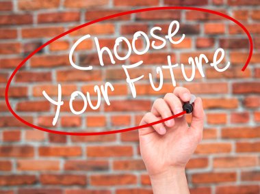 Adam el seç senin geleceğin siyah kalemi ile görsel üzerinde yazılı 